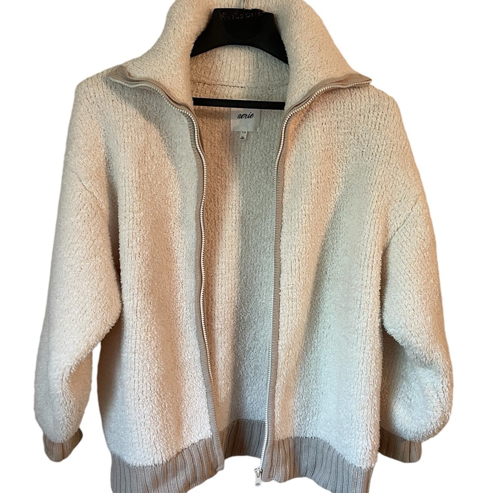Aerie women’s size large sherpa full zipper cream sweater